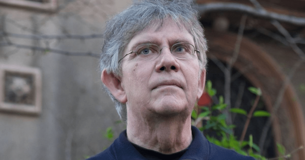 Reacția dură a lui Andrei Ujică după ce Simion a spus că „Phoenix are imnul aur”: Interzic folosirea și însușirea versurilor de orice partid politic