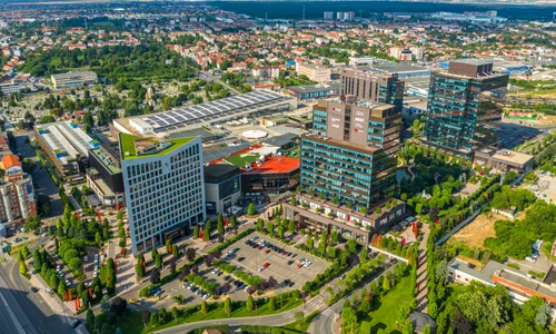 IULIUS TOWN Timisoara jpg