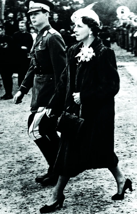 Regele Mihai regina Elena jpg jpeg