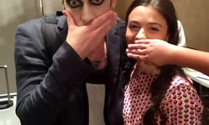 Laura Bretan, alături de concurentul &quot;Tape Face&quot; jpeg