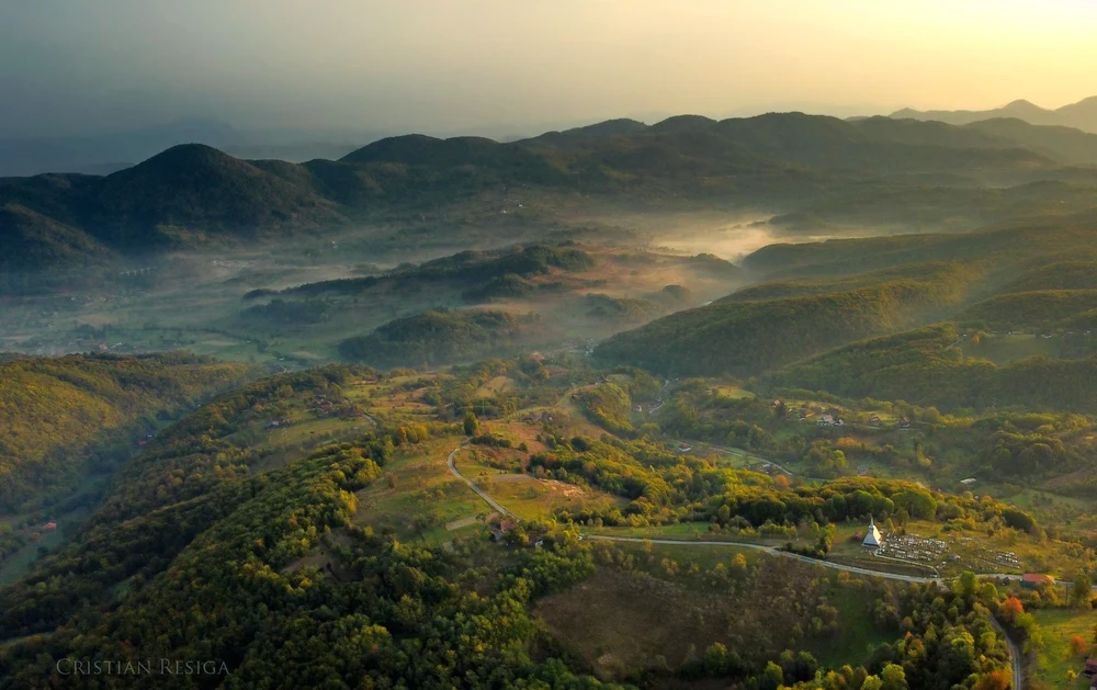 Zăcăminte de minerale critice descoperite în Apuseni: uraniu, cobalt și nichel