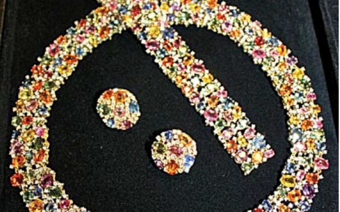 Setul vedetă al colecţiei „Back to Nature“