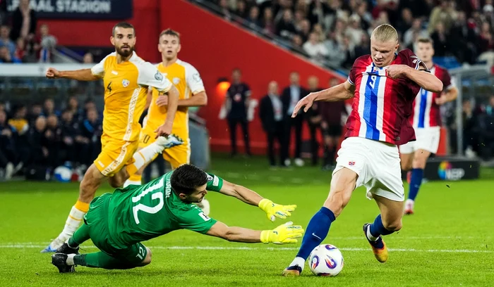 Erling Haaland (dreapta) a înscris cinci din cele 11 goluri (FOTO: EPA)