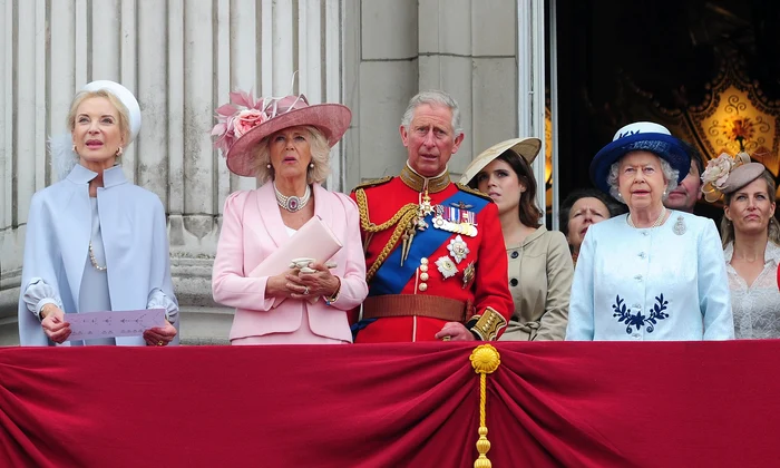 regina-  camilla - charles