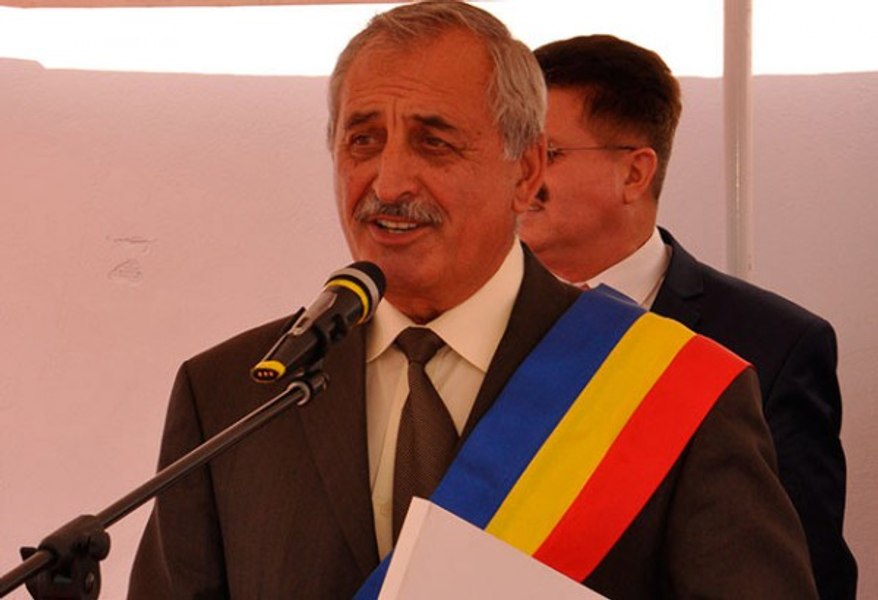 Rezultate alegeri locale 2024. Cel mai longeviv primar din România conduce același oraș de 35 de ani