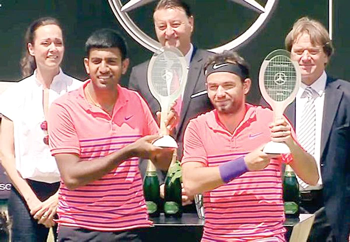 
    Florin a câştigat  cinci turnee la dublu  