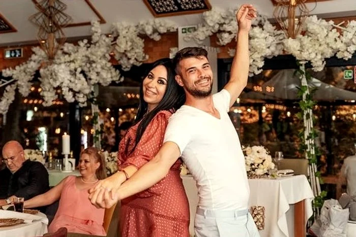 
    Oana Roman și Marius Elisei sunt mai fericiți ca niciodatăfoto: arhiva personală/Instagram  