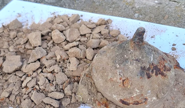 Un scut vechi de 1.800 de ani, cu rămășițele incinerate ale unui războinic vandal, descoperit în Polonia 