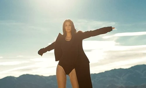 kourtney kardashian jpeg