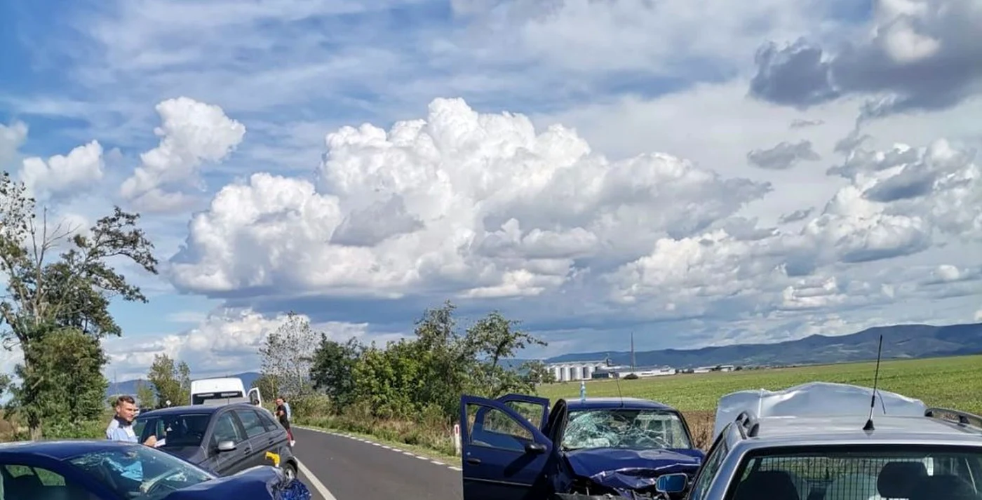 Imagine de la accidentul rutier din județul Arad FOTO ISU Arad