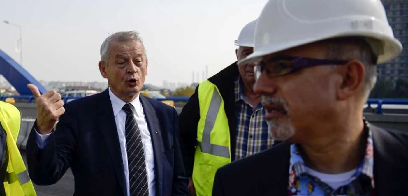 Solomon Wigler (dreapta) este unul dintre consilierii preferaţi ai primarului Capitalei, Sorin Oprescu FOTO Mediafax