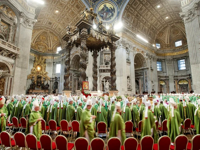 Deschiderea Sinodului Episcopilor, pe 4 octombrie, la Bazilica Sfântul Petru FOTO The Independent