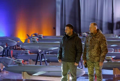 Oleksandr Sîrski și Volodimir Zelenski de Ziua Forțelor Armate drone FOTO EPA EFE jpg