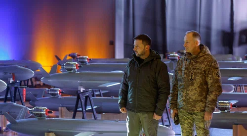 Oleksandr Sîrski și Volodimir Zelenski de Ziua Forțelor Armate drone FOTO EPA EFE jpg