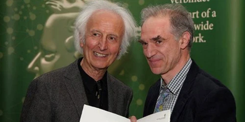 Emilian Dudaş (foto) dreapta trăieşte la Paris