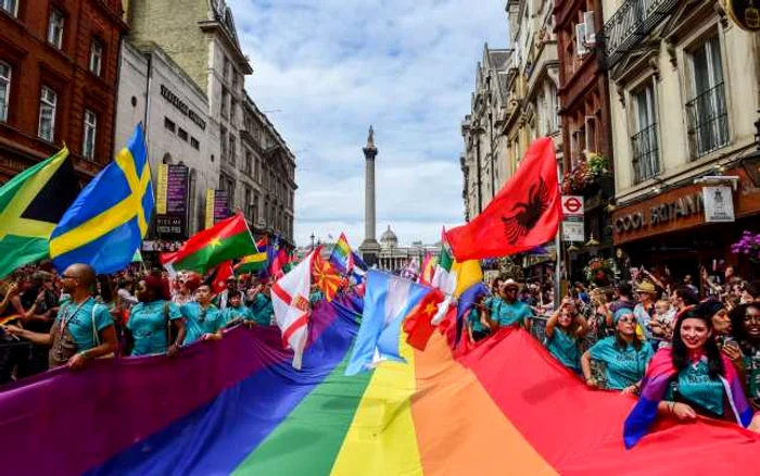 FOTO EPA / Pete Maclaine