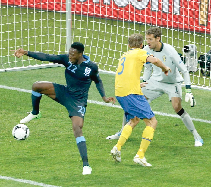 
    Welbeck a reuşit să marcheze,  prin această execuţie, cel mai  frumos gol al Europenelor  