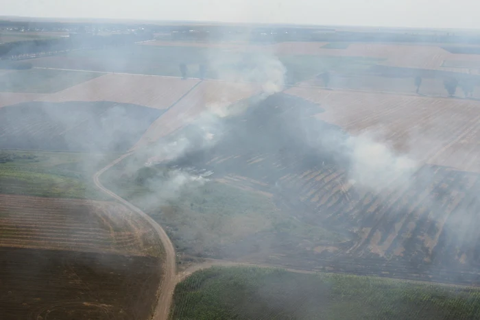 Fumul a redus vizibilitatea Foto:Arhivă Adevărul