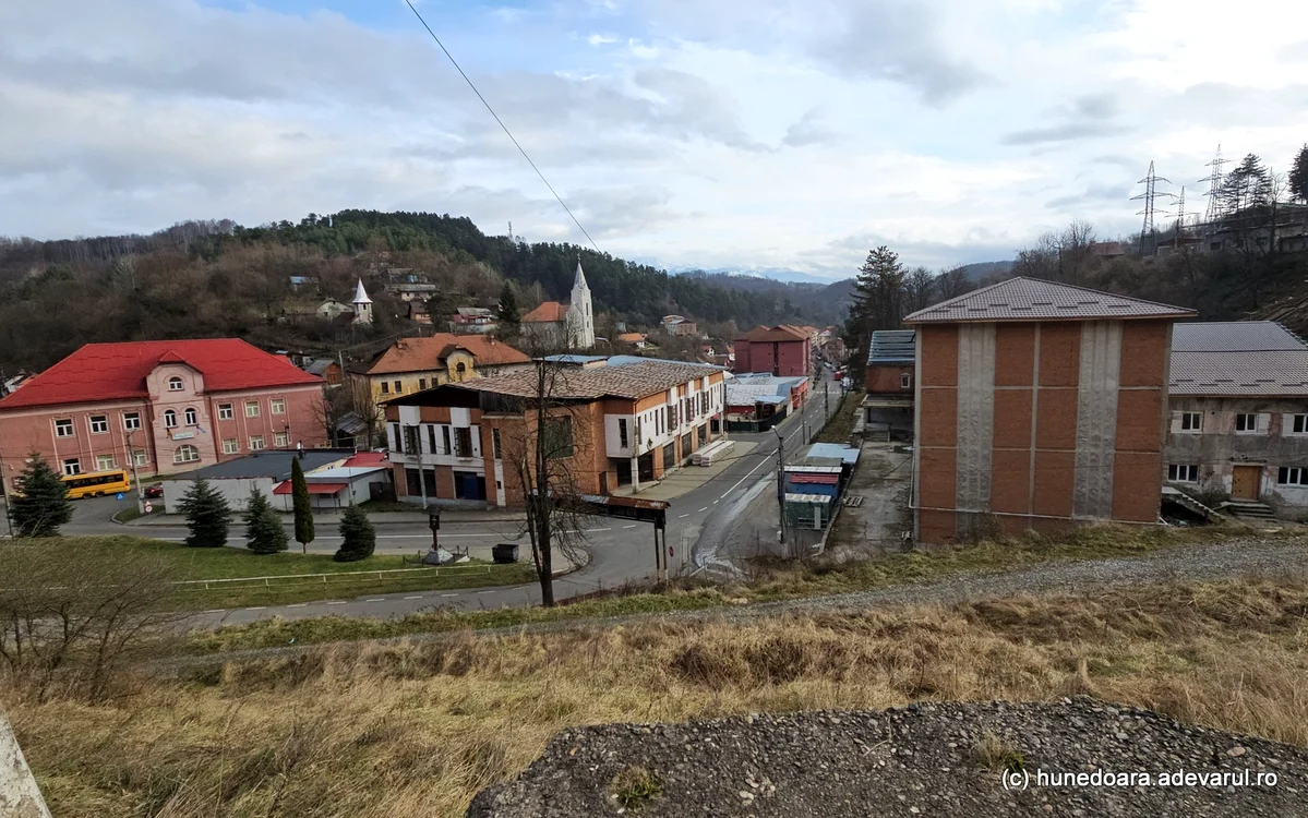 Orașul Aninoasa din Hunedoara. Foto: Daniel Guță. ADEVĂRUL