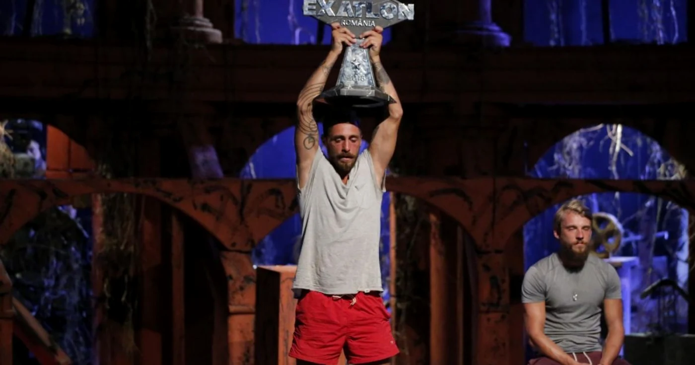 Vladimir Drăghia, fericitul câştigător „Exatlon“, şi Ionuţ Sugacevschi, dezamăgitul finalist FOTO Kanal D