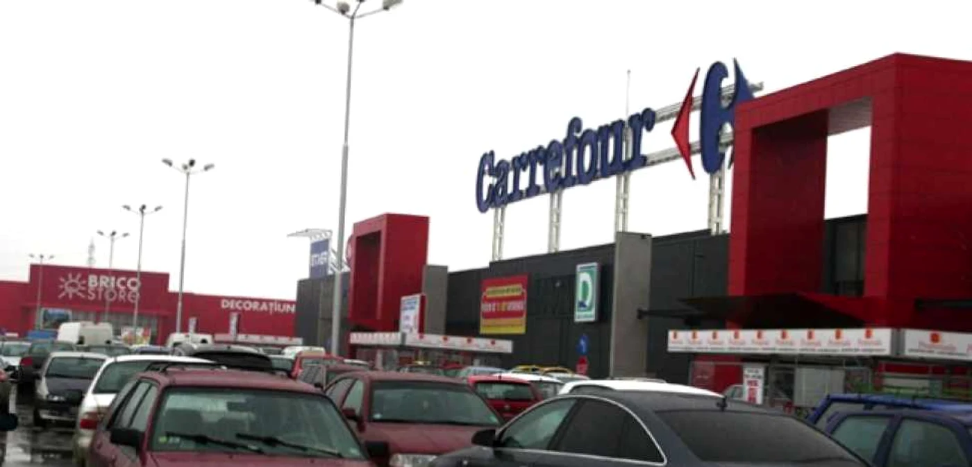Programul hypermarketurilor de sărbători