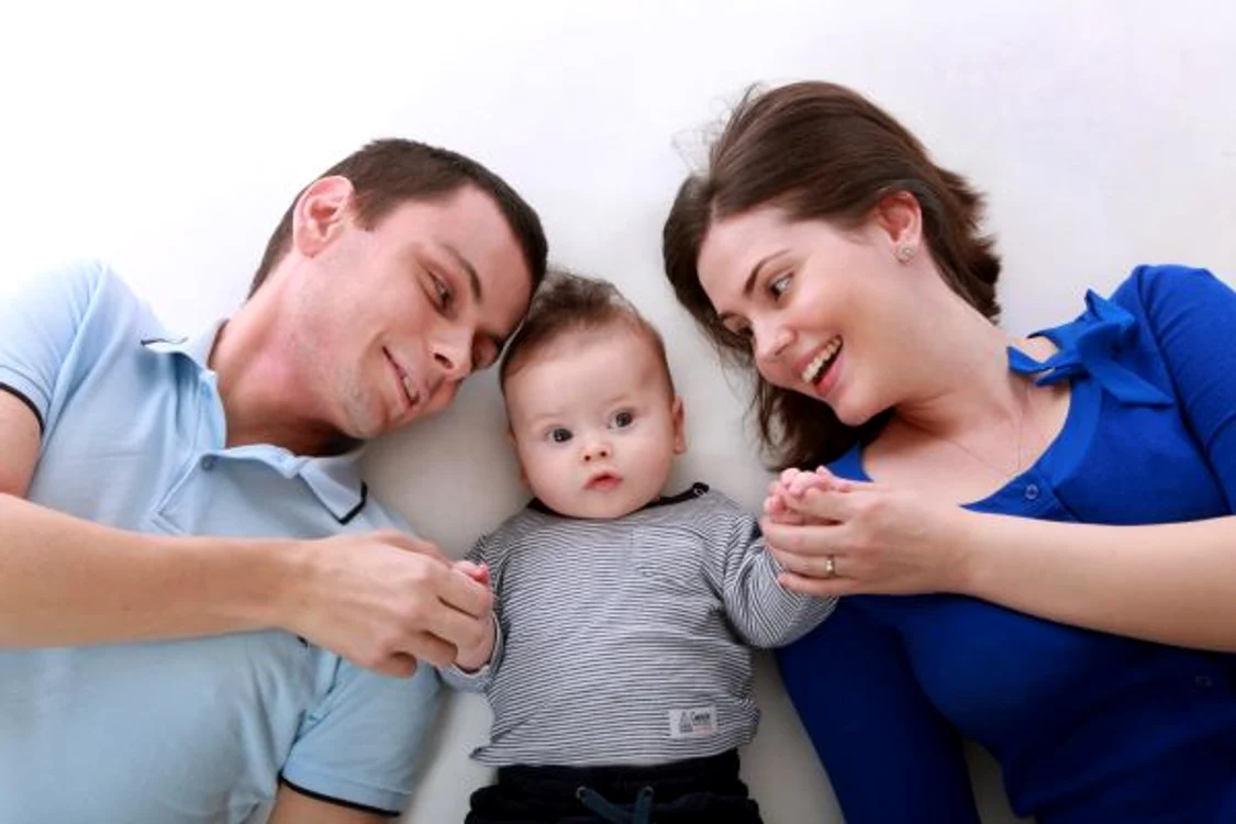 
    Spiritul de familie se cultivă şi prin ajutorul pe care cei mici îl primesc acasă.clickpentrufemei.ro  