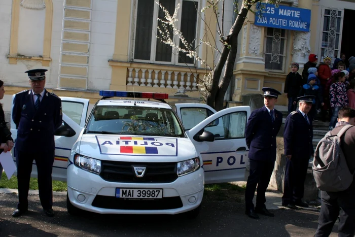 Poliţiştii au aniversat Ziua Poliţiei Române la muzeu