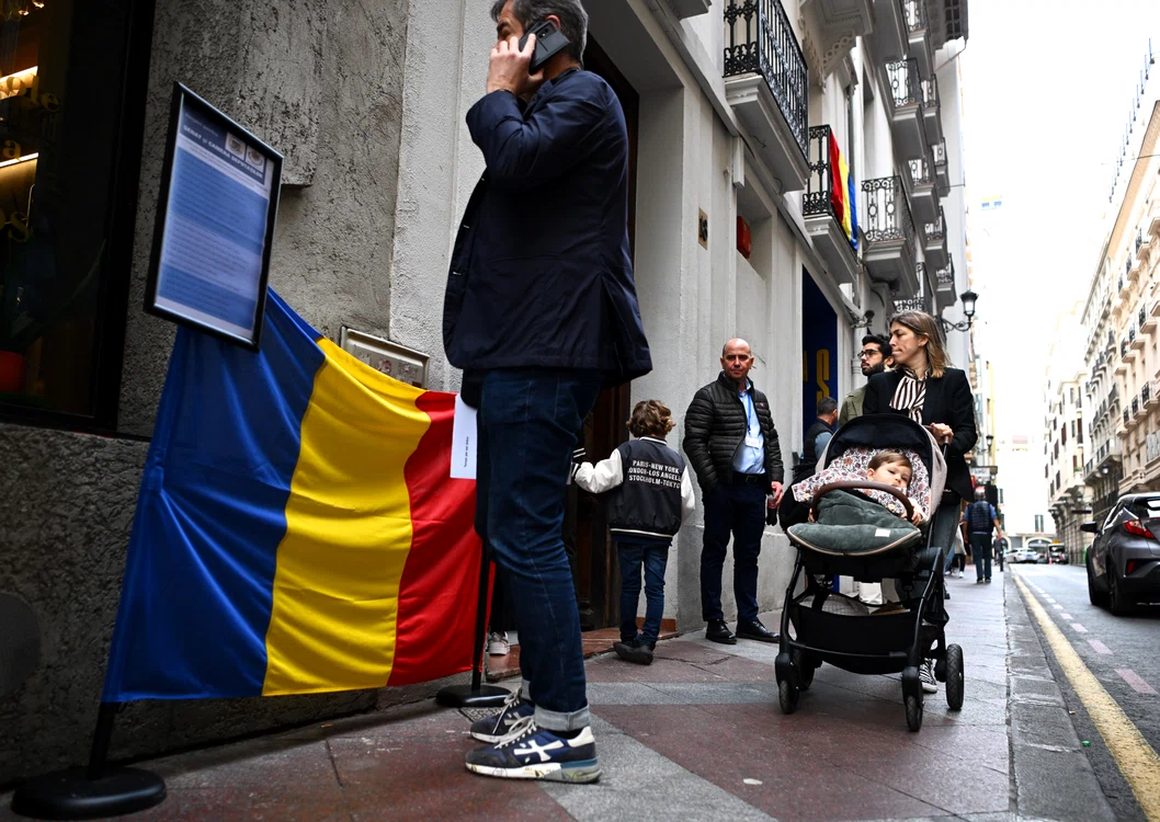 Votul în diaspora este în desfășurare. FOTO: Inquam Photos / Alex Nicodim