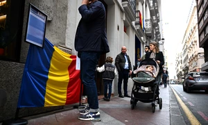 Votul în diaspora. FOTO Inquam Photos / Alex Nicodim