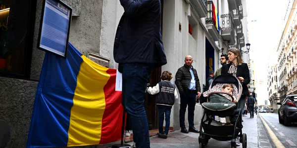 Votul în diaspora. FOTO Inquam Photos / Alex Nicodim