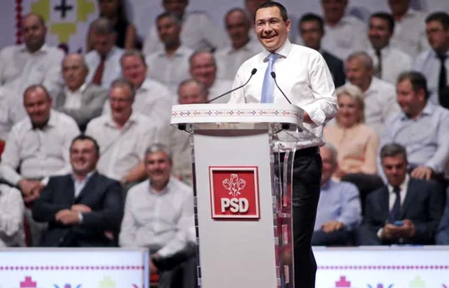 Premierul Victor Ponta în timpul discursului de lansare a candidaturii la prezidenţiale FOTO Mediafax 