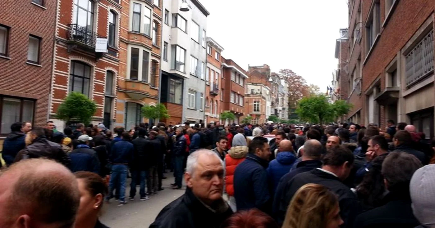 Vot diaspora Coada la Bruxelles FOTO Mircea Glavici