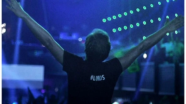Armin van Buuren încurajează consumul responsabil de alcool prin campania "Dance More, Drink Slow"(P) VIDEO jpeg