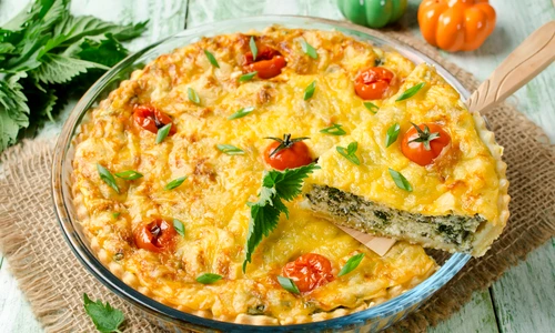 Placinta cu spanac si branza  Sursa foto shutterstock 1074532910 jpg