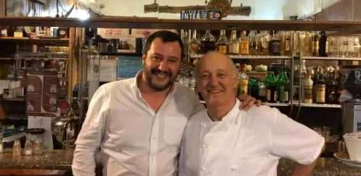 Matteo Salvini (stânga) l-a susţinut în permanenţă pe Cattaneo (dreapta). FOTO Globalist