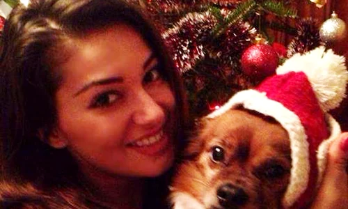 Elena de la Mandinga şi câinele Cookie fac o pereche de milioane (Foto: arhiva personală) jpeg