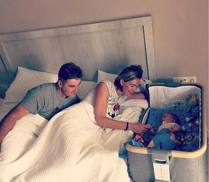 Roxana Ciuhulescu a devenit de curând mămica unui băiețel