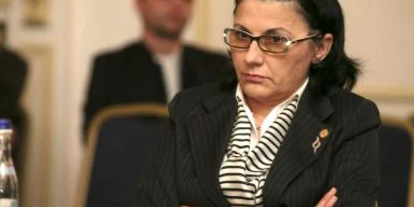 Membrii Comisiei Miclea vor experți care să nu aibă implicații politice