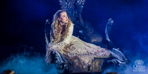 Soprana Irina Baianț în Christine din musicalul “Fantoma de la Operă” Sursa foto Opera București