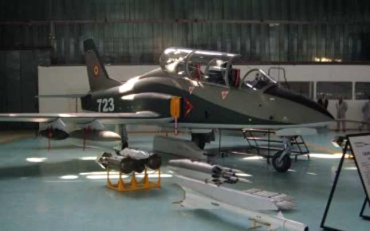 IAR 99 Şoim FOTO:acv.ro