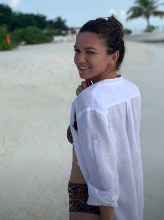 7 simona halep costum de baie jpg jpeg