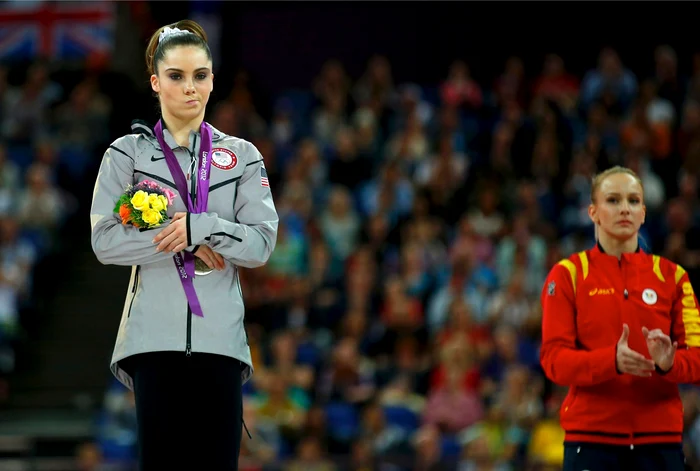 McKayla şi grimasa ceebră de pe podium