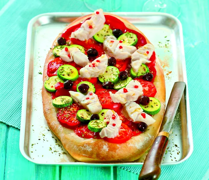pizza cu ton jpeg