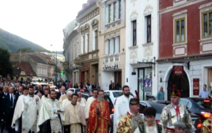 Procesiunea are deja o tradiţie de şase ani la Braşov FOTO: monitorulexpres.ro.