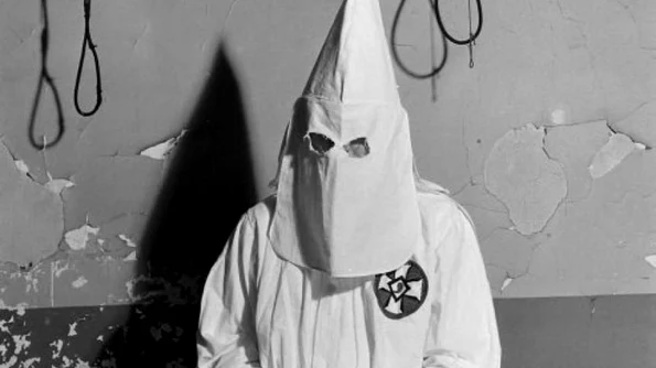 Ku Klux Klan, un experiment social macabru jpeg