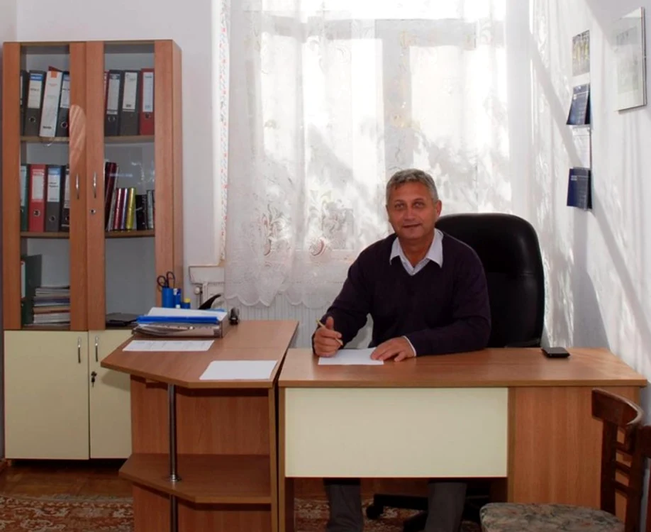 Daniel Giorgi a admis că le-a făcut fotografii elevilor Foto: Facebook/Daniel Giorgi