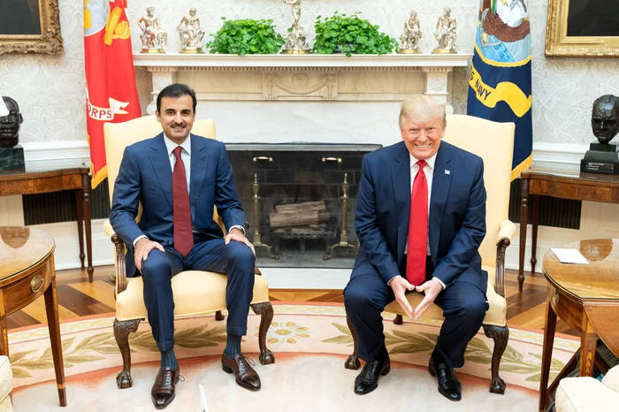 Tamim bin Hamad Al Thani, emirul Qatarului, alături de Trump în 2019 (Foto: Profimedia)