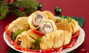 Chicken rolls with mushroom in phyllo pastry jpeg