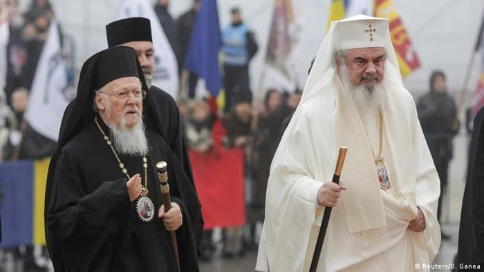 Patriarhul Ecumenic Bartolomeu I şi Patriarhul BOR Daniel, la sfinţirea Catedralei Mântuirii Neamului, Bucureşti, 25.11.2018