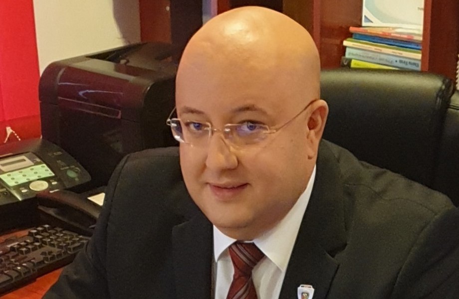 „Poate ajunge un ministru PNL la pușcărie?”. Preşedintele CJ Vâlcea are undă verde să atace hotărârea Primăriei Râmnicului care permite debranșările de la Termoficare